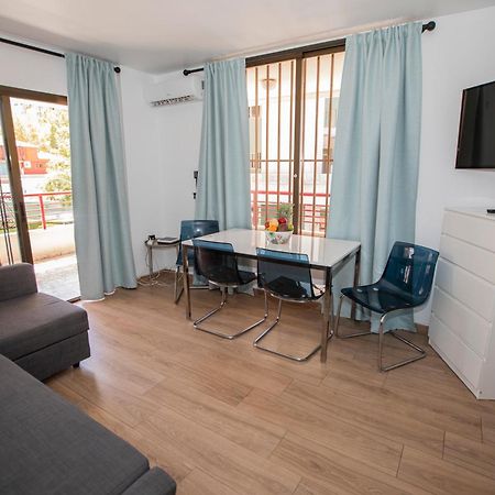 Apartment Carlos V - 1A Levante เบนิดอร์ม ภายนอก รูปภาพ