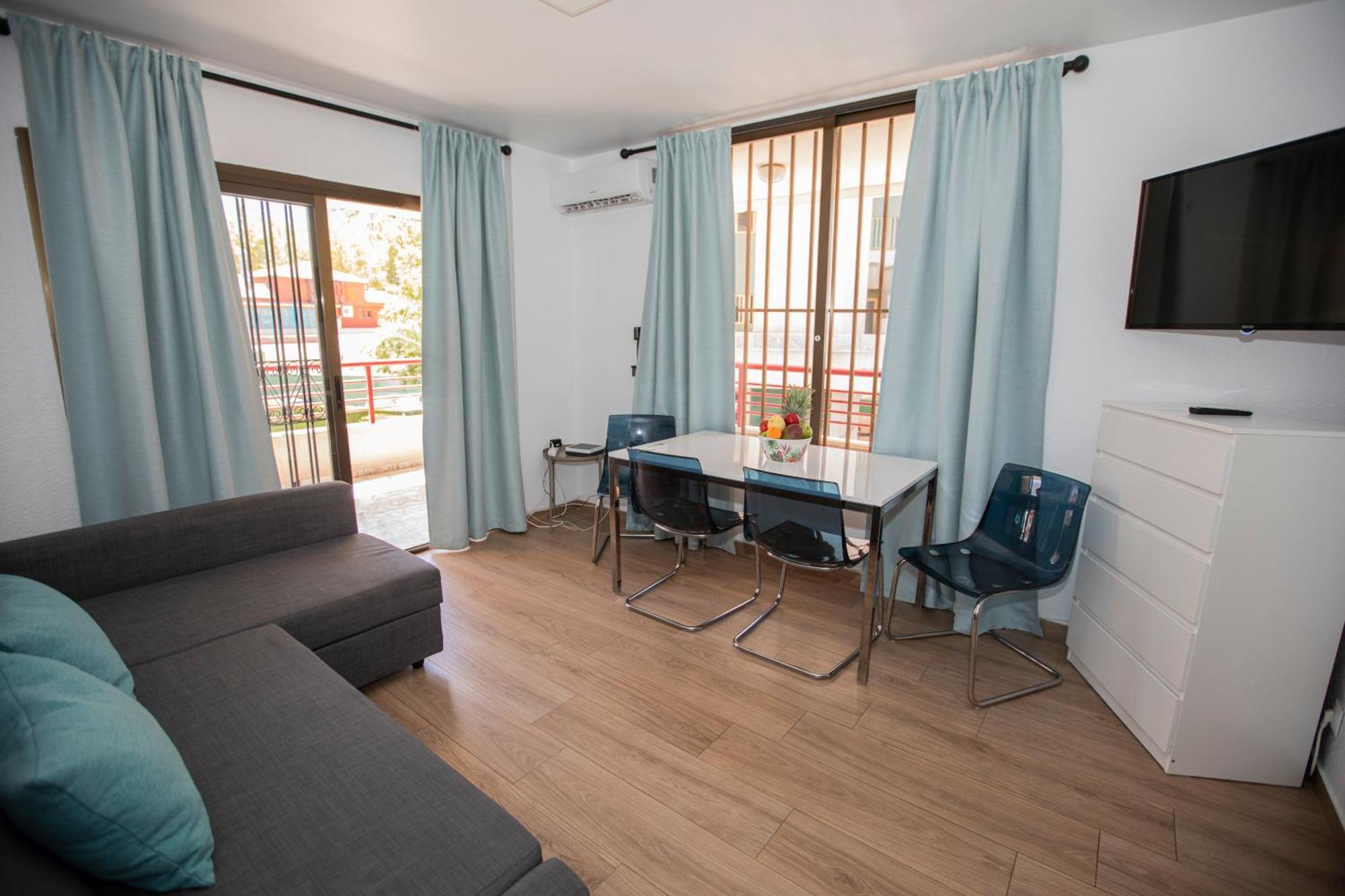 Apartment Carlos V - 1A Levante เบนิดอร์ม ภายนอก รูปภาพ