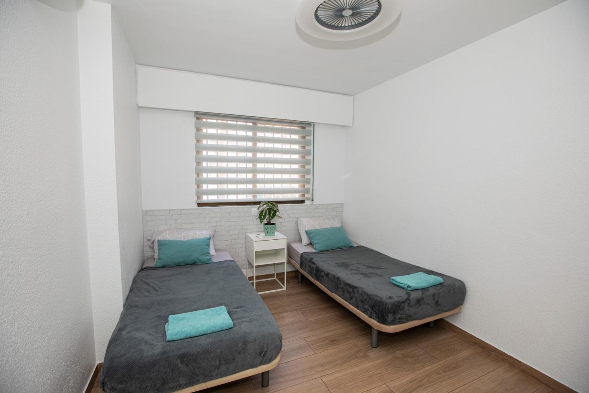 Apartment Carlos V - 1A Levante เบนิดอร์ม ภายนอก รูปภาพ